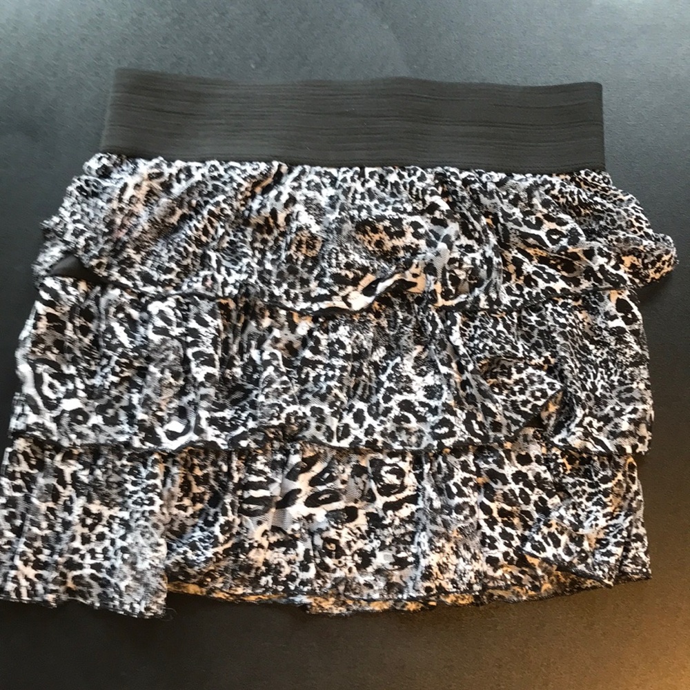 dots skirt